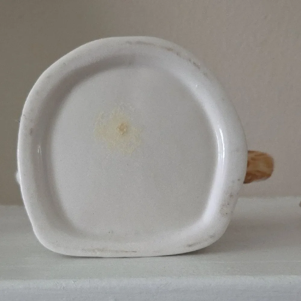Charming Cottage Teapot